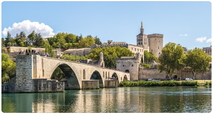 Courtier Rachat de Crédits à Avignon