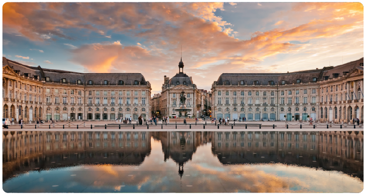 Courtier Rachat de Crédits à Bordeaux