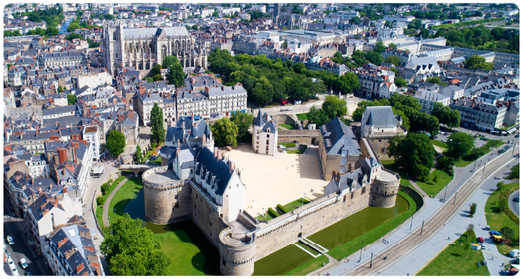 Courtier Rachat de Crédits à Nantes