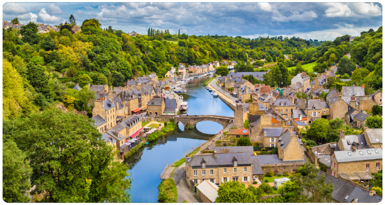 Courtier Rachat de Crédits à Dinan